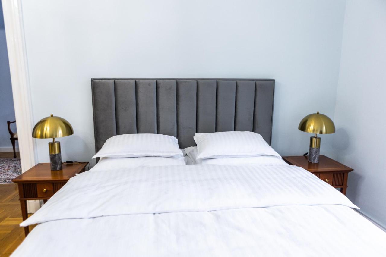 Luxury Downtown 3 Bedroom Apartment By Synagoge With Beautiful View Budapest Exteriör bild