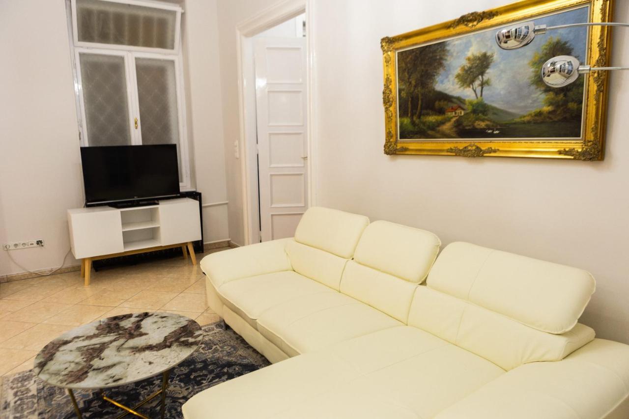 Luxury Downtown 3 Bedroom Apartment By Synagoge With Beautiful View Budapest Exteriör bild