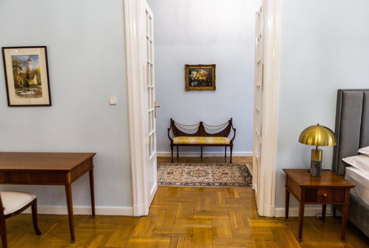 Luxury Downtown 3 Bedroom Apartment By Synagoge With Beautiful View Budapest Exteriör bild