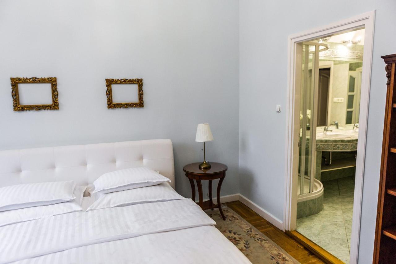 Luxury Downtown 3 Bedroom Apartment By Synagoge With Beautiful View Budapest Exteriör bild
