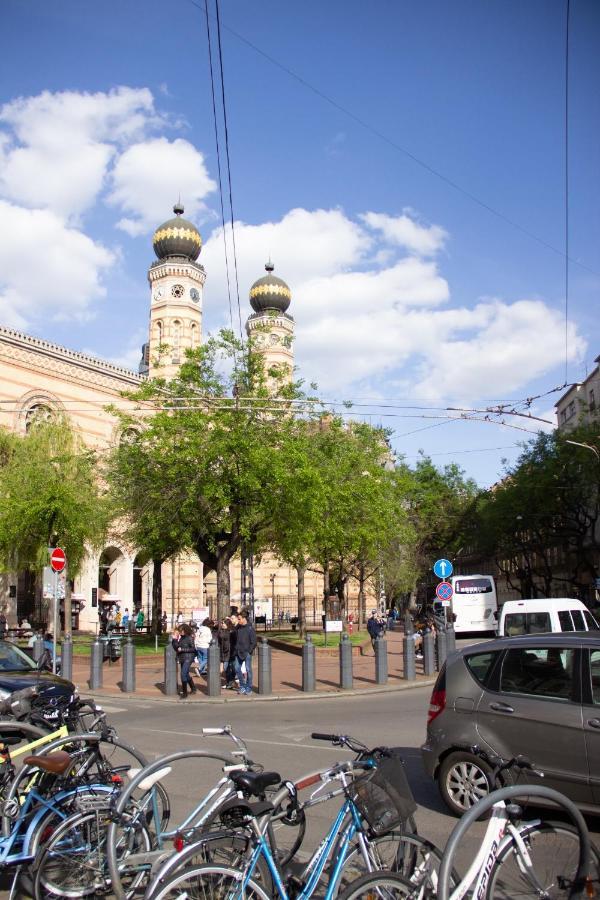 Luxury Downtown 3 Bedroom Apartment By Synagoge With Beautiful View Budapest Exteriör bild