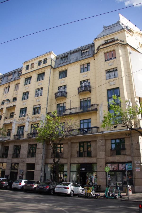 Luxury Downtown 3 Bedroom Apartment By Synagoge With Beautiful View Budapest Exteriör bild